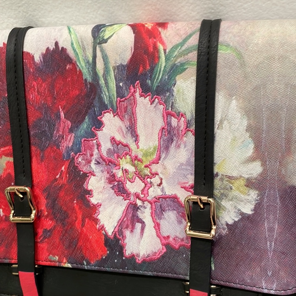 •HOUSE OF DISASTER• NWT // original embroidered and hand painted crossbody purse